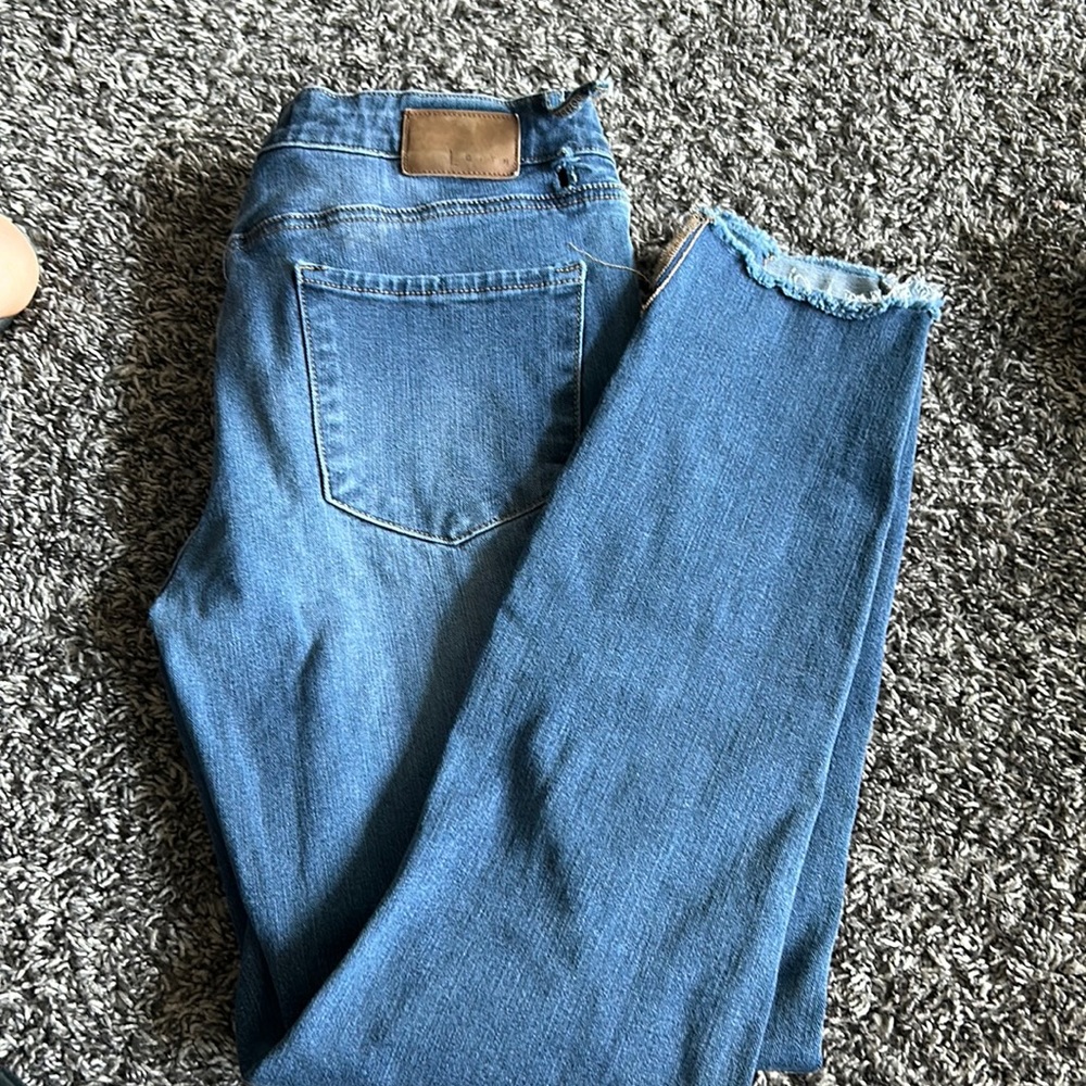 Leith size 28 stretch jeans preloved but have lots of life left